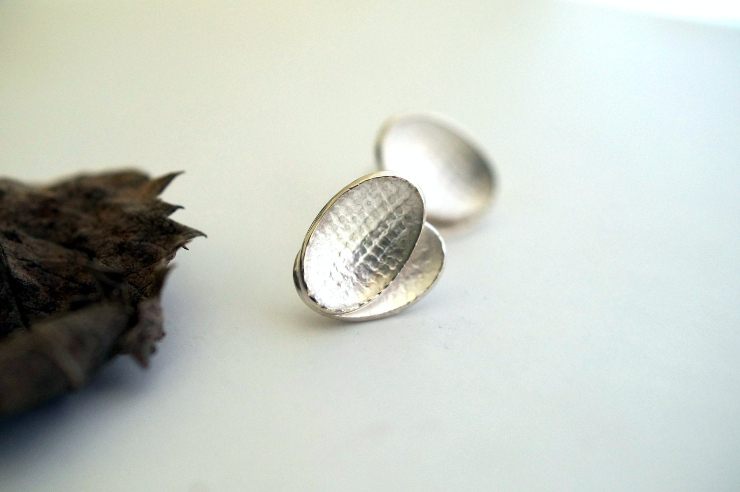 Silver oval petal ear studs - Image 5